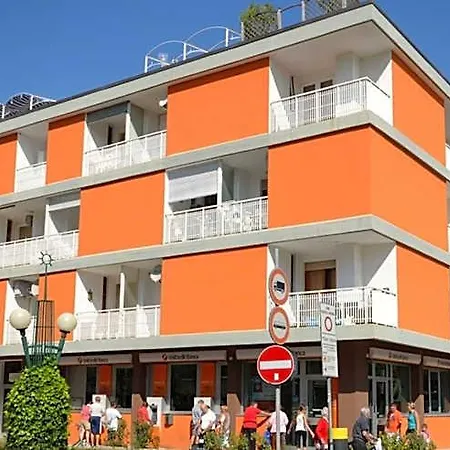 Hotel Lovely Flat With Terrace By Beahost 2*