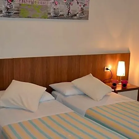 Lovely Flat With Terrace By Beahost Hotel